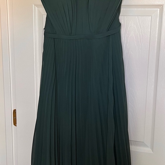 NWT Azazie x Kendall+Kylie Dasha Dress. Size A12. Color Pine (#84). Unaltered. - Picture 11 of 14